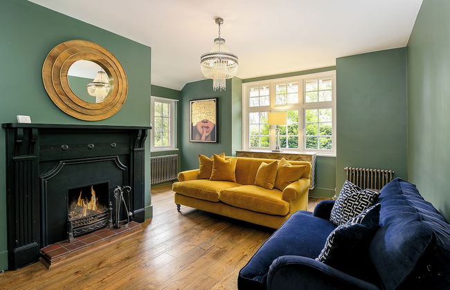Lodge Farm - Stunning 3 BD with Garden - Photo 10