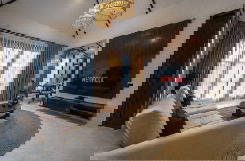 Foto 21 - Moonlight EVDEkimi - Stylish 2BR escape with Tropical garden and Pool