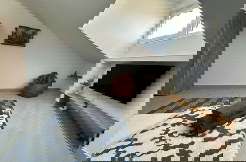 Foto 5 - Serenity Apartments and Studios