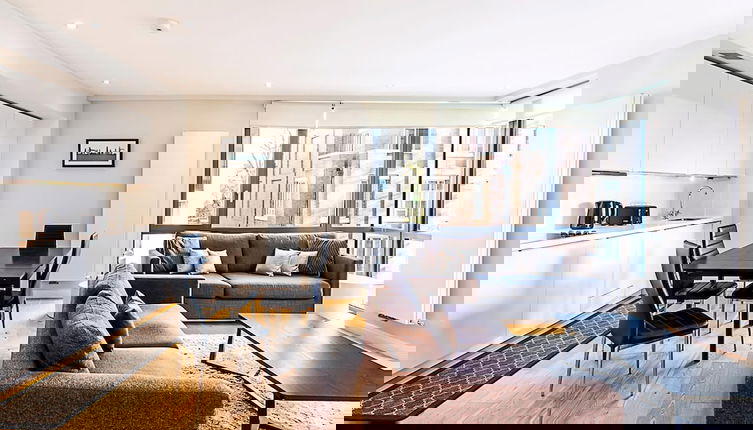 Foto 1 - Wonderful Holborn Apartment