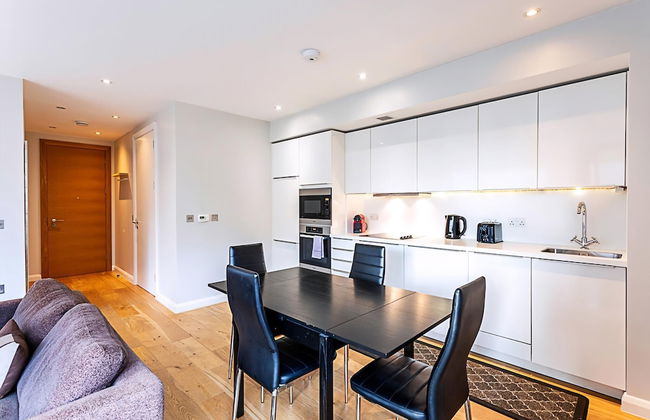 Wonderful Holborn Apartment - Photo 3