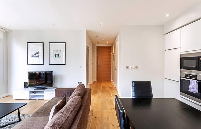 Wonderful Holborn Apartment - Photo 4