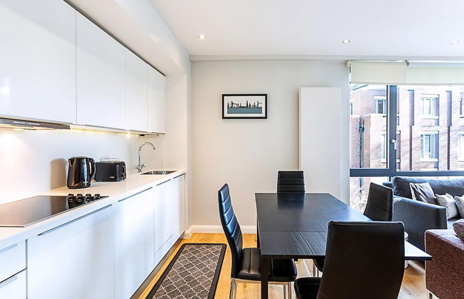Wonderful Holborn Apartment - Photo 13