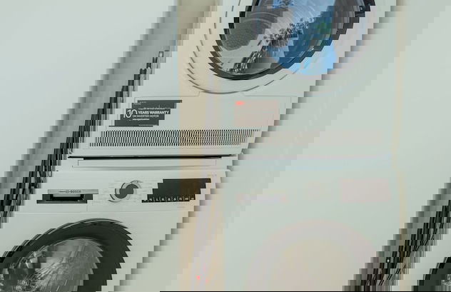 Seaside Nest | Charming Waterfront Retreat - Photo 14