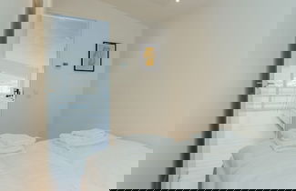 Photo 2 - Seaside Nest | Charming Waterfront Retreat