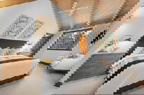 Foto 3 - The Peninsula Chateau Lodge-inspired Luxury
