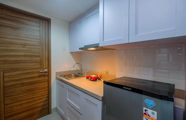 Cozy Living Studio At Grand Dhika City Jatiwarna Apartment - Foto 7