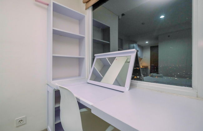 Cozy Living Studio At Grand Dhika City Jatiwarna Apartment - Foto 4
