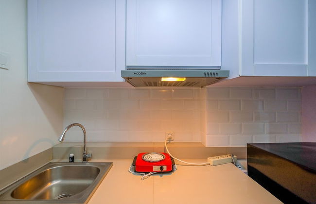 Cozy Living Studio At Grand Dhika City Jatiwarna Apartment - Foto 6