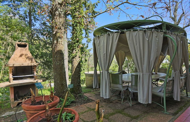 Casa Vacanze a Sassetta con Giardino - Foto 10