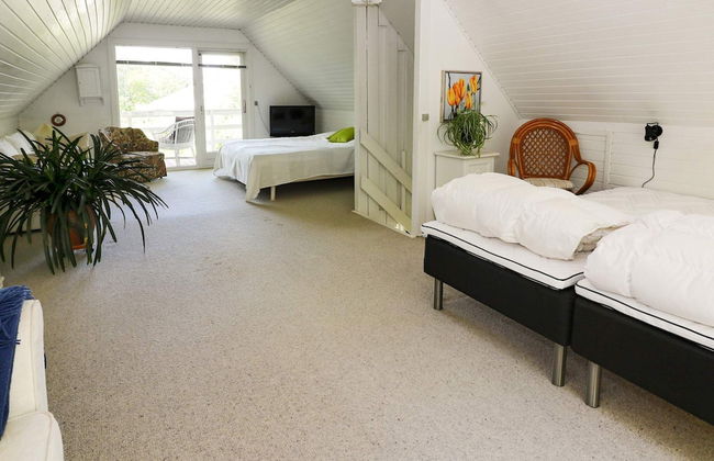 6 Person Holiday Home in Hadsund - Foto 6