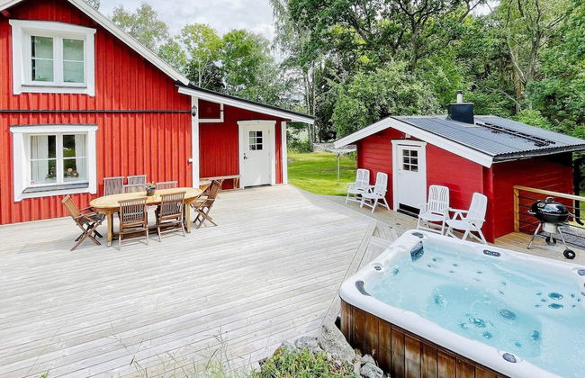4 Star Holiday Home in BRO - Foto 1