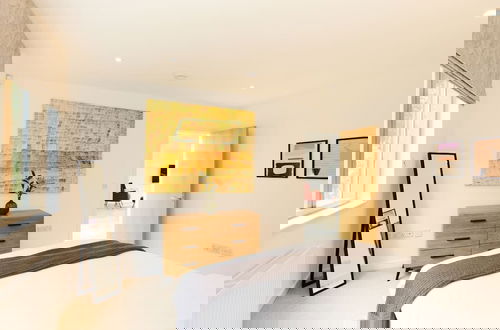 Foto 4 - The Putney Wonder - Dazzling 3bdr Flat With Garden