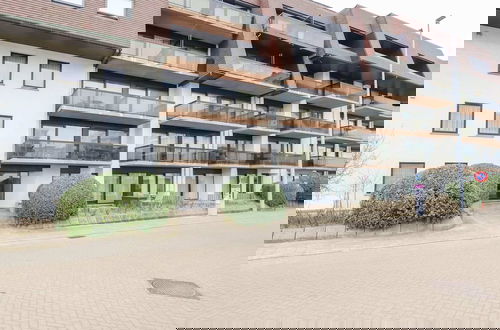 Foto 1 - Apartment With Terrace and Side sea View