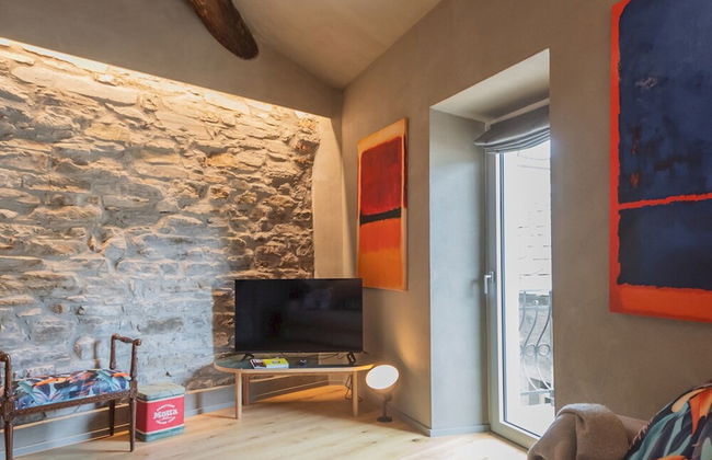 Urio s Castle Suites - Photo 33