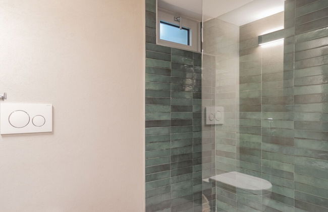 Urio s Castle Suites - Photo 45