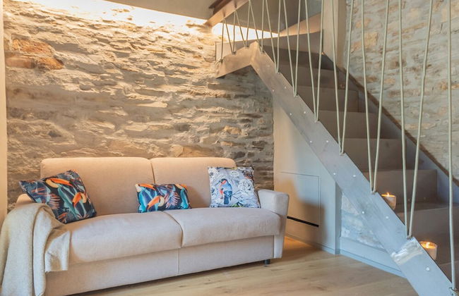 Urio s Castle Suites - Photo 15