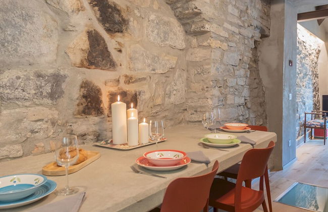 Urio s Castle Suites - Photo 20