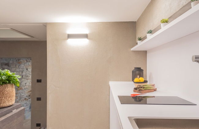 Urio s Castle Suites - Photo 40