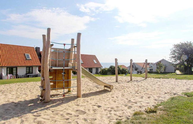 5 Person Holiday Home on a Holiday Park in Gudhjem - Foto 8
