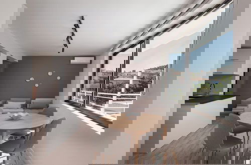 Photo 11 - The Vouliagmeni Penthouse