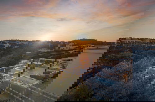 Photo 30 - The Vouliagmeni Penthouse