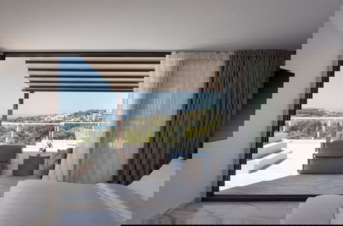 Photo 8 - The Vouliagmeni Penthouse