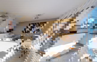 Foto 1 - Penthouse With 2 Spacious Terraces