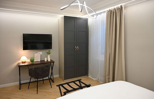 Mom Apartment Rooms&Suites - Photo 25