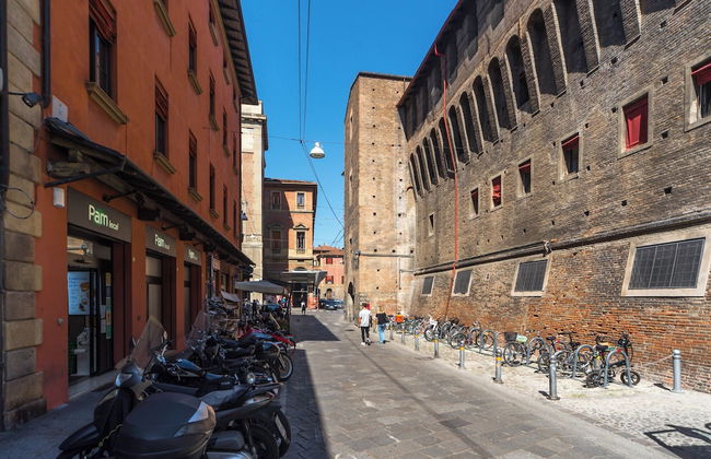 Piazza Maggiore Duplex Apartment - Foto 16