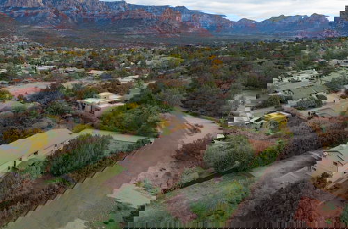 Foto 25 - Sedona Sunrise by Avantstay Majestic Red Rocks Views~walk to Jordan Trailhead~peloton Bike~hot Tub~wifi