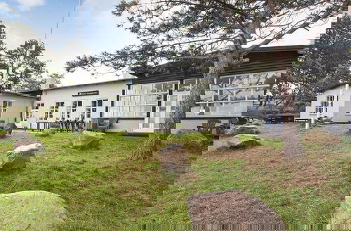 Foto 58 - 6 Person Holiday Home on a Holiday Park in Gilleleje