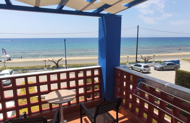 Calm and Peaceful First Line House in Front of the sea - Foto 1