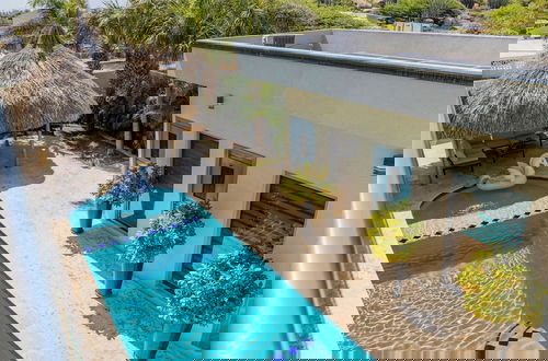 Foto 43 - Magical Oasis 6BR w Large Pool Gazebo Views
