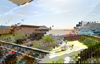 Foto 1 - Lukas Lake View & Parking Place