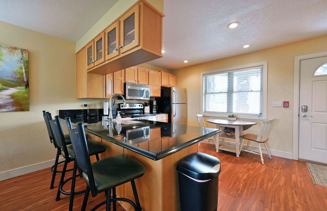 Unit 109 2 Bdrm/ 2 BA - Photo 11