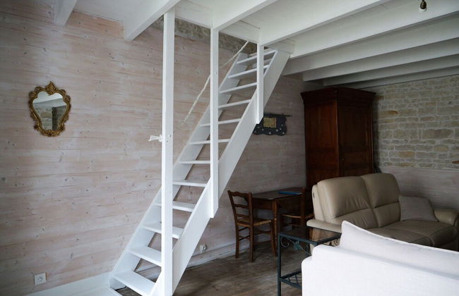 Holiday Home in Loubigne With Pool & Terrace - Foto 10