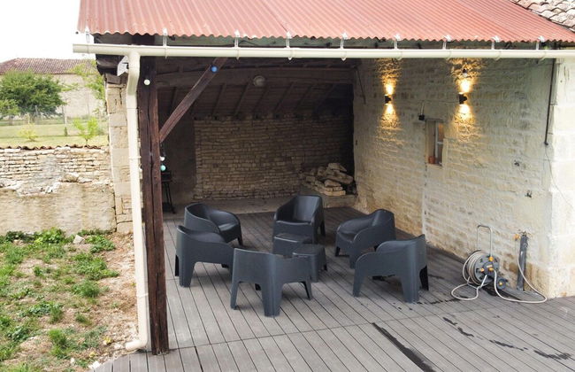 Holiday Home in Loubigne With Pool & Terrace - Foto 20