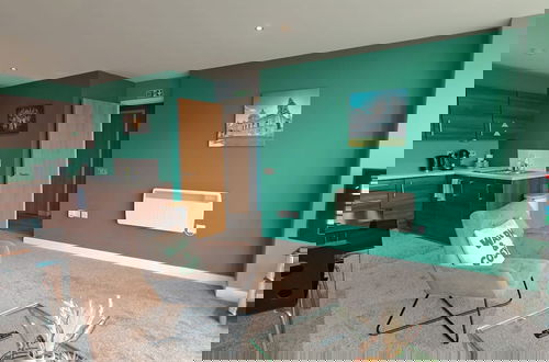Photo 19 - 2BR Stunning City Centre Apt
