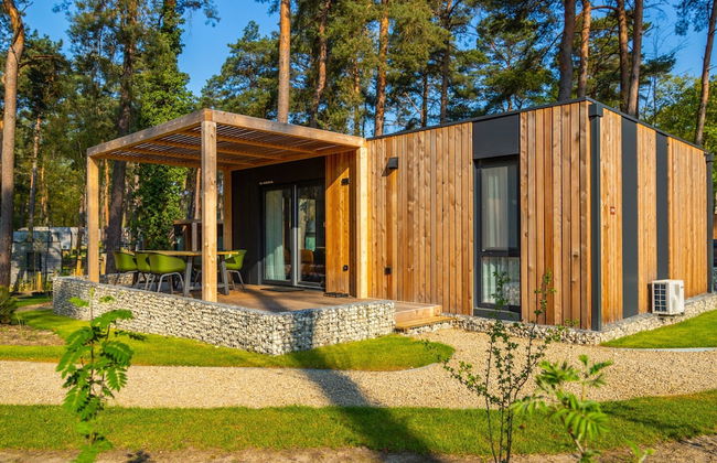 Chalet With air Conditioning on a Holiday Park - Foto 1