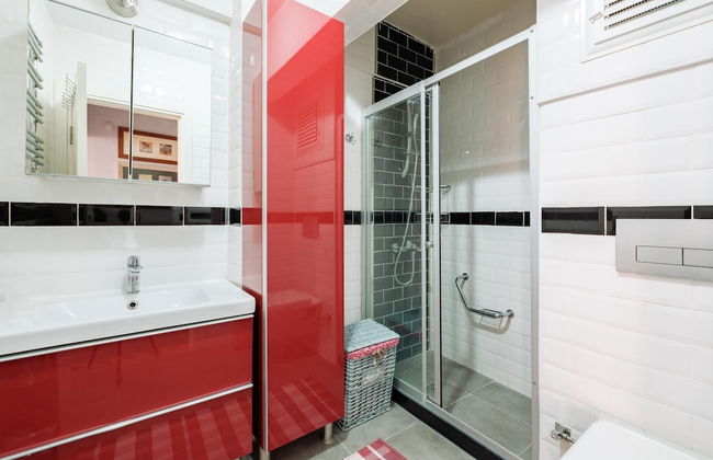 Lovely Flat w Balcony 5 min to Istiklal Ave - Foto 5