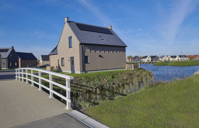 Villa by Lake Veere With Modern Amenities - Foto 19
