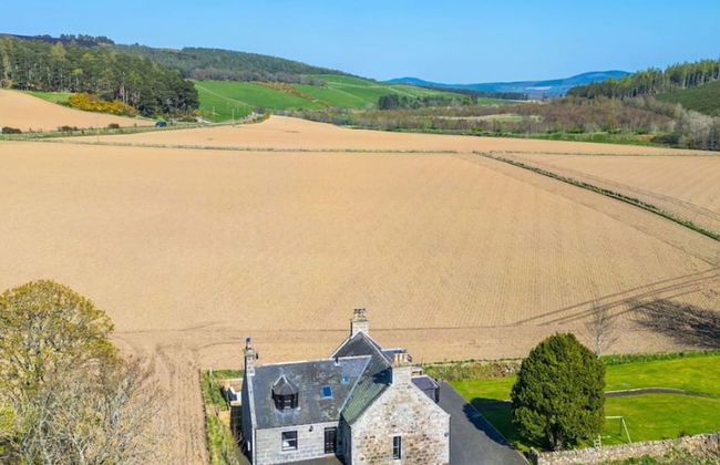 Kirkton Family Farmhouse With Hot Tub Alford Aberdeenshire - Foto 11