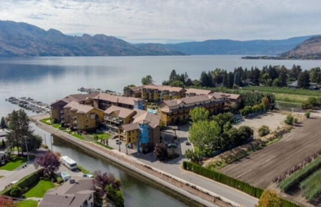 Beachfront Lakeview Condo at Barona - Foto 27