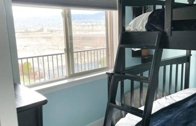 Beachfront Lakeview Condo at Barona - Foto 19