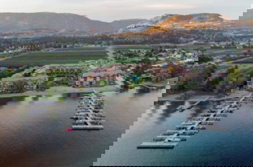 Photo 26 - Beachfront Lakeview Condo at Barona