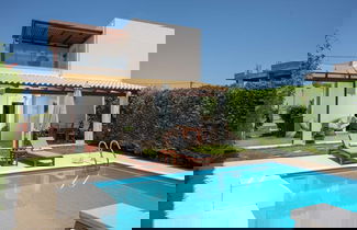 Foto 3 - Villa Elena Beach - With Private Heated Pool