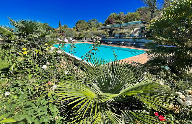 Spoleto Poolside - apt Sleeps 4 on Beautiful Campus - 1 km max Spoleto Central - Foto 25