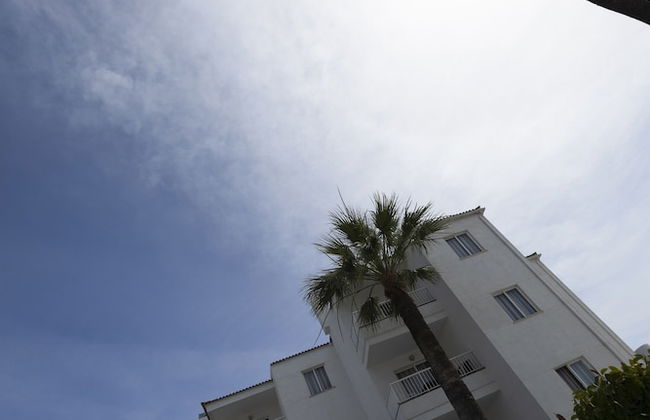 Sand Beach Apartments - Photo 29