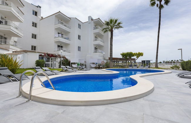 Sand Beach Apartments - Photo 22